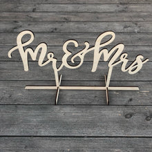 Load image into Gallery viewer, Mr &amp; Mrs Table Top Sign
